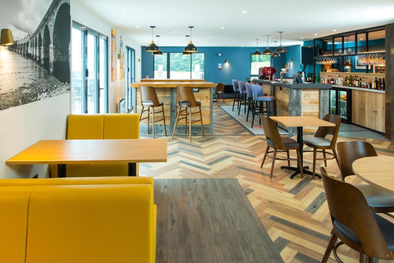 Ibis Plymouth Hotell Exteriör bild