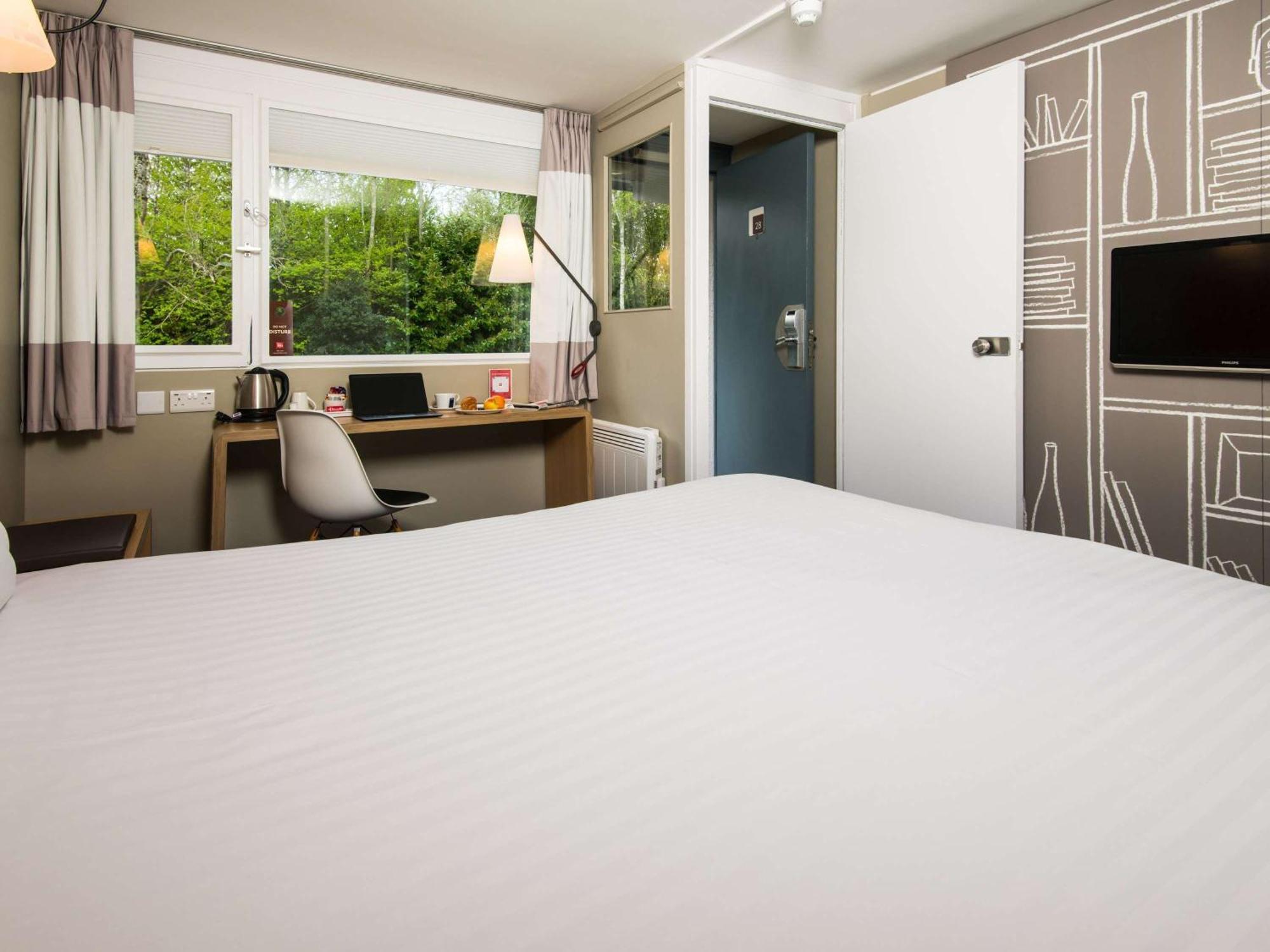 Ibis Plymouth Hotell Exteriör bild