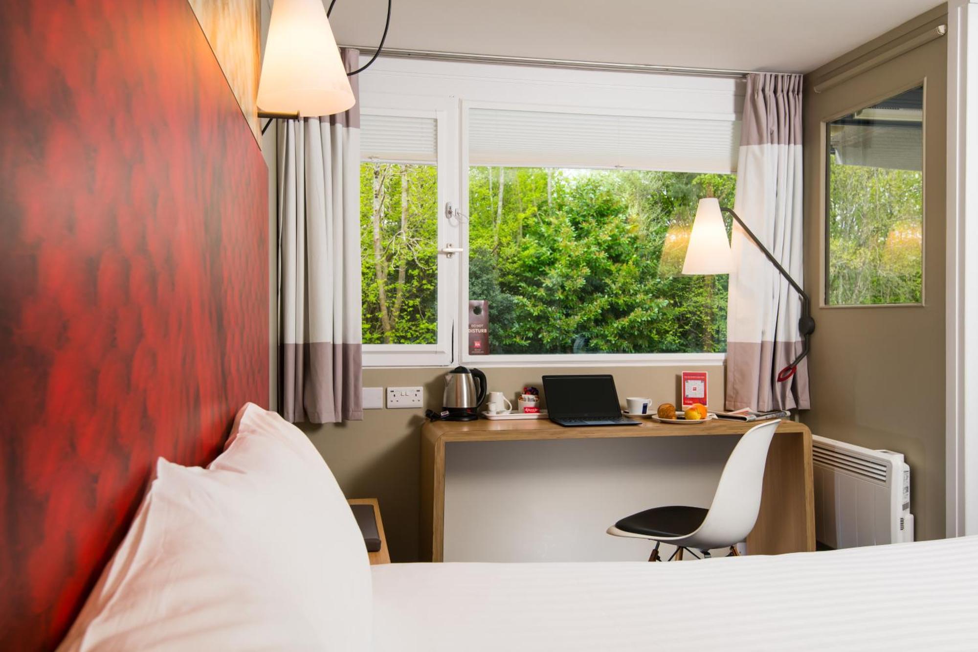 Ibis Plymouth Hotell Exteriör bild