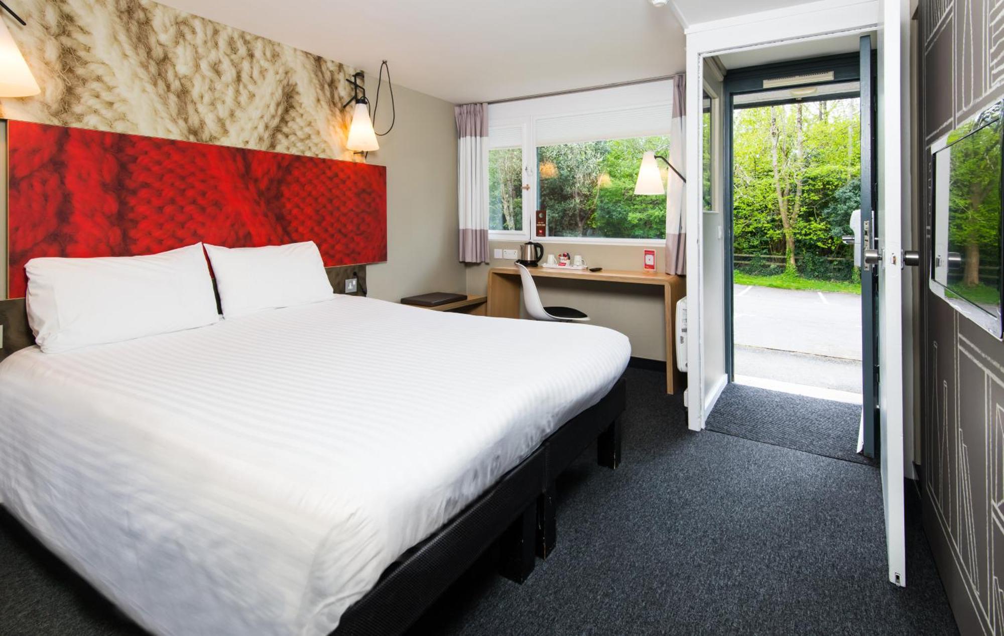 Ibis Plymouth Hotell Exteriör bild